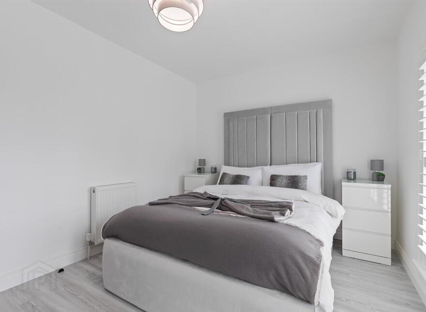 6 Brynmor Park, Newtownards, BT23 7JN