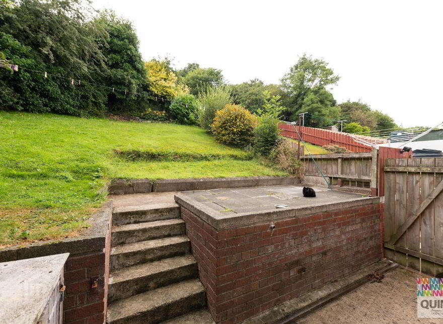 46 Hillfoot Crescent, Ballynahinch, BT24 8ET