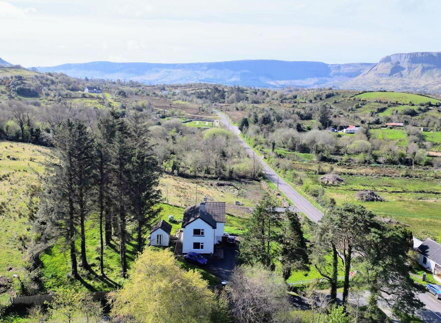 Starling Cottage, Largydonnell, Kinlough, F91NW50