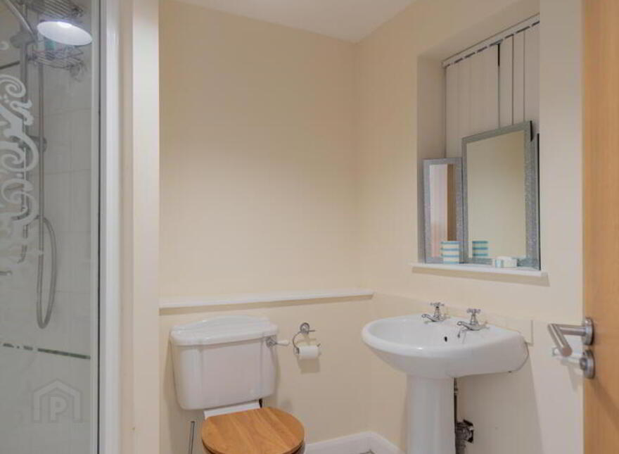 101 Lucas Building, Belfast, BT2 8HB