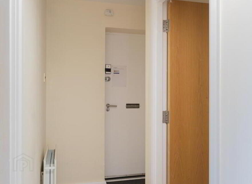 101 Lucas Building, Belfast, BT2 8HB