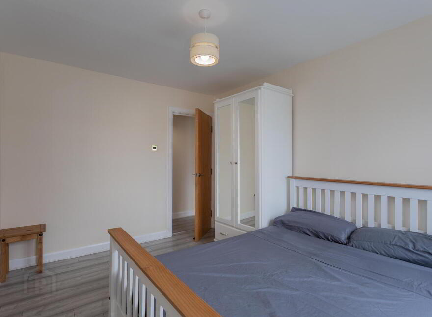 101 Lucas Building, Belfast, BT2 8HB