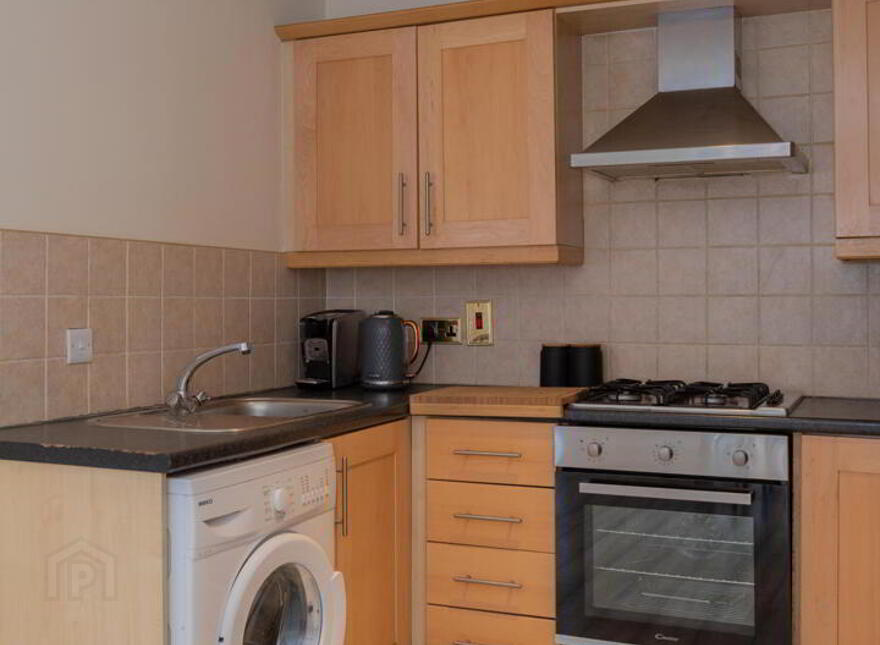 101 Lucas Building, Belfast, BT2 8HB