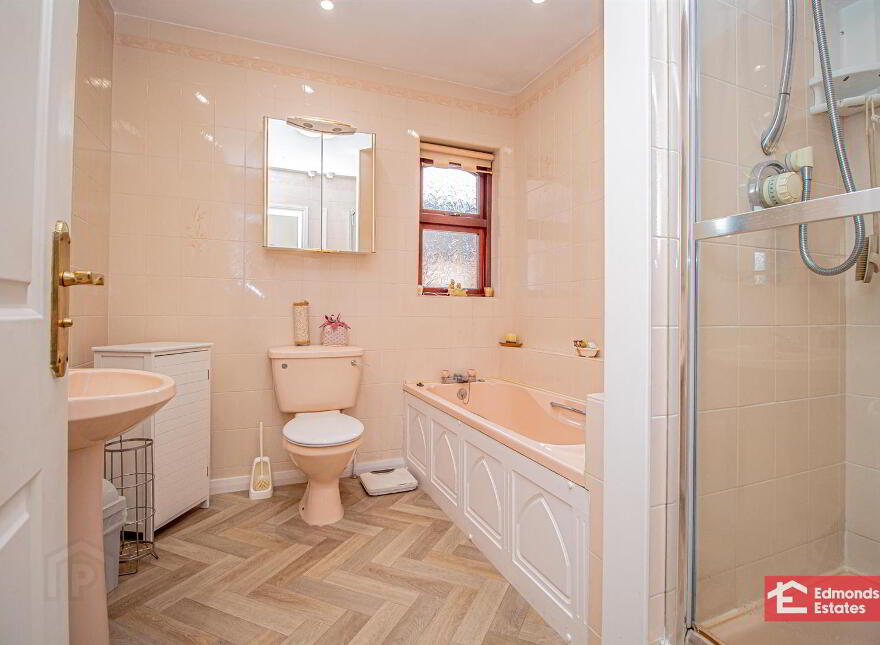 2 Sourhill, Ballymena, BT42 2LG