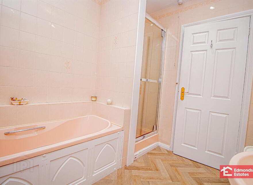 2 Sourhill, Ballymena, BT42 2LG