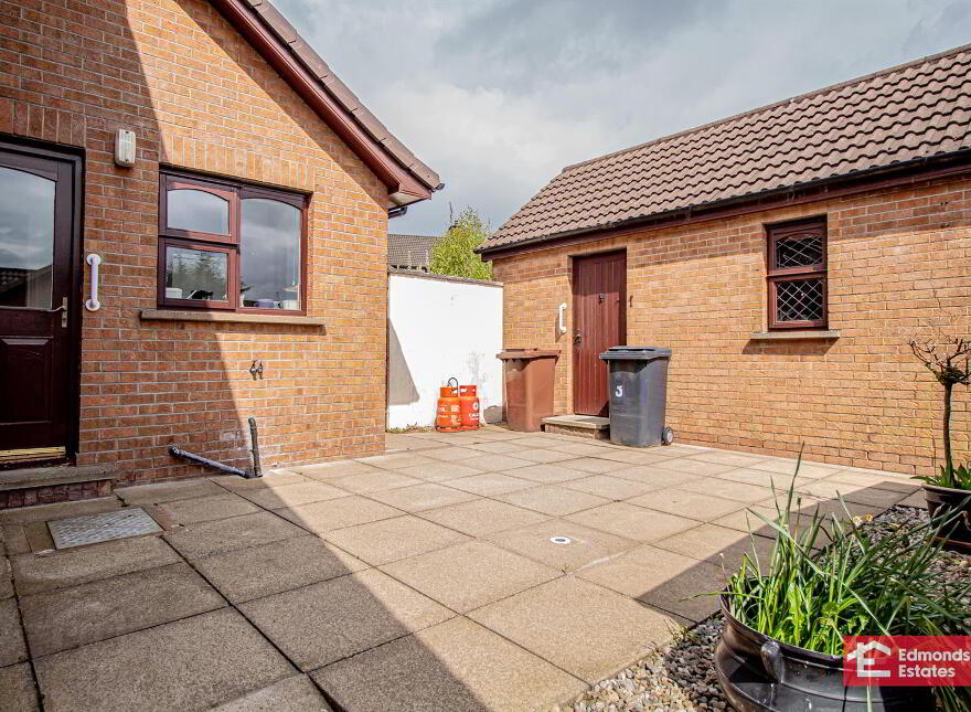 2 Sourhill, Ballymena, BT42 2LG
