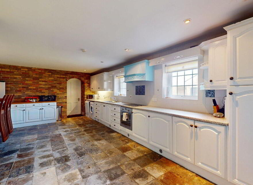 Crindle House, 162 Seacoast Road, Limavady, BT49 9EG