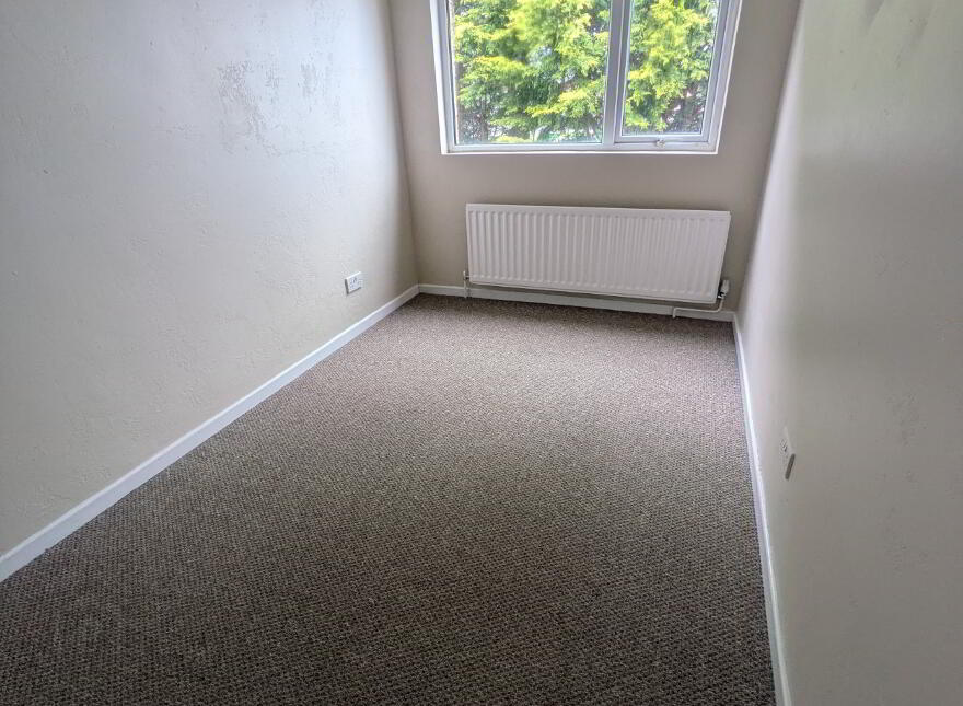 30 Bank Road, Larne, BT40 3AN