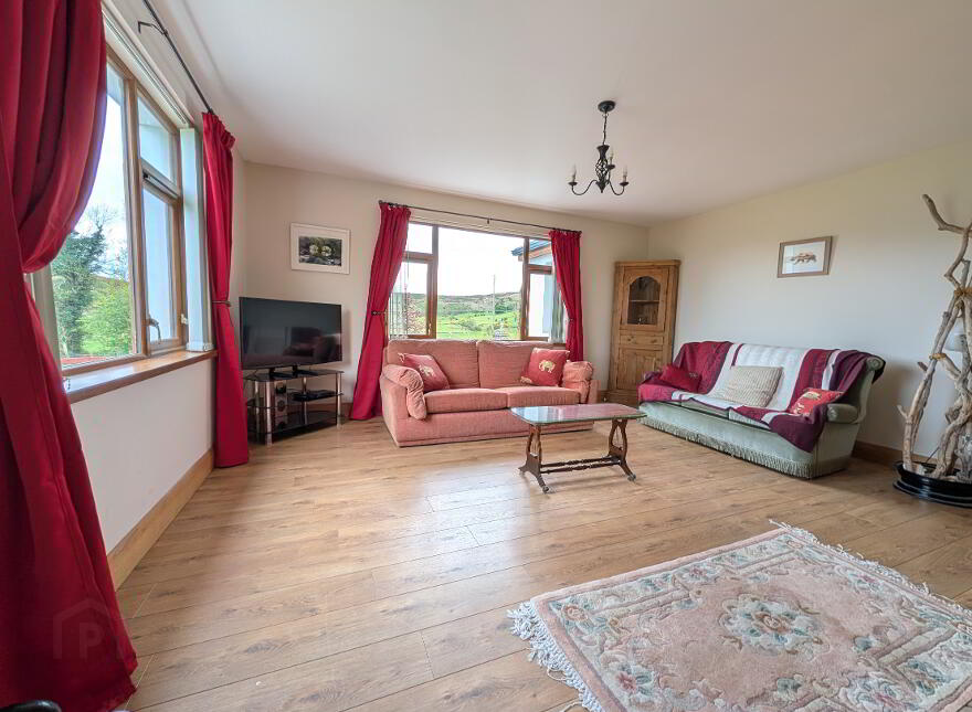 1 Ardglass Road, Castlewellan, BT31 9SZ