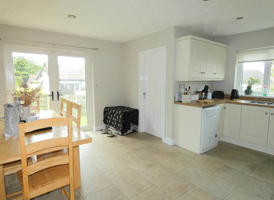 10 Castlehill Crescent, Ballymoney, BT53 6TL
