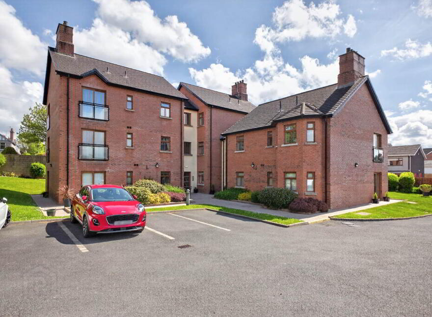 4 Thornleigh Mews, Lisburn, BT28 2PW