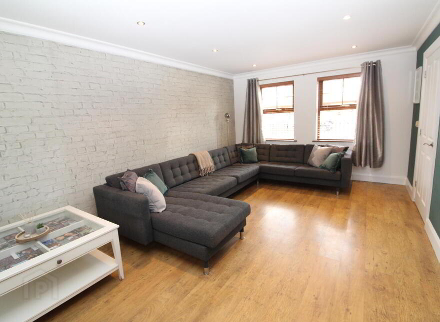 8 Laurelhill, Newtownabbey, BT36 5SZ