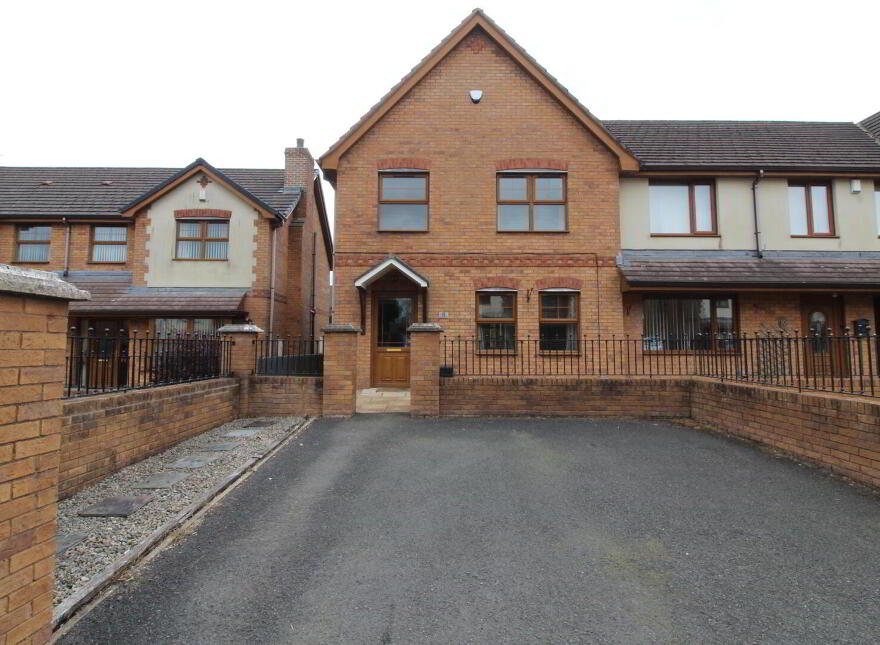 8 Laurelhill, Newtownabbey, BT36 5SZ