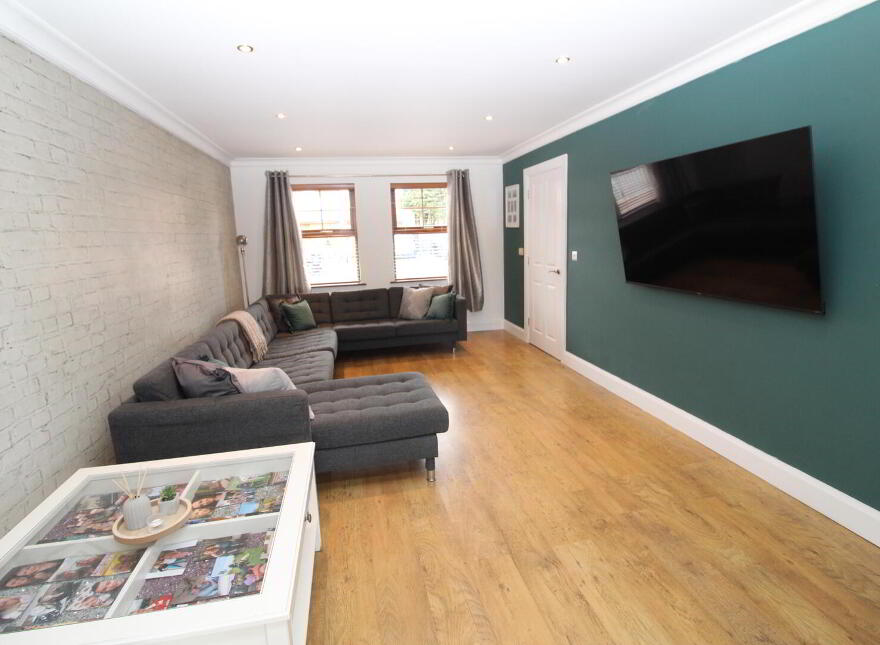 8 Laurelhill, Newtownabbey, BT36 5SZ