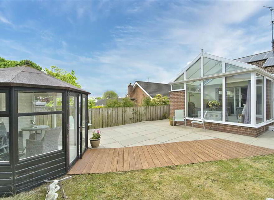 23 Coolsara Park, Lisburn, BT28 3BG