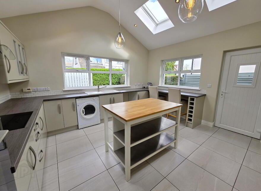 72 Quarterlands Road, Drumbeg, Belfast, BT17 9LN