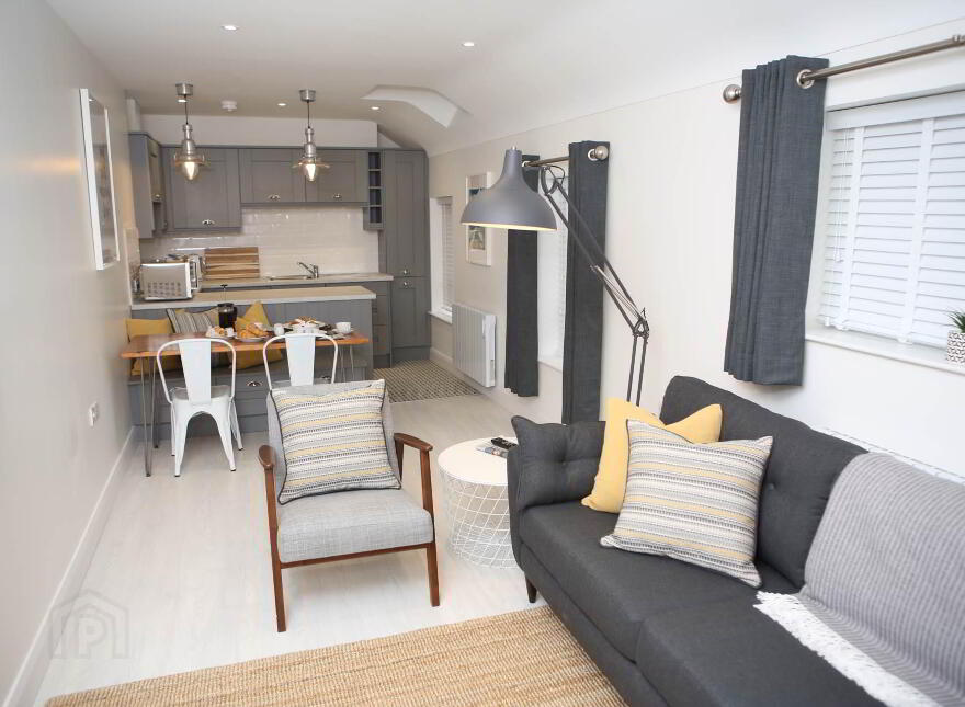 Apartment 1 - 11 East Bridge St, Enniskillen, BT74 7BW