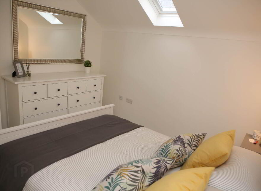 Apartment 1 - 11 East Bridge St, Enniskillen, BT74 7BW