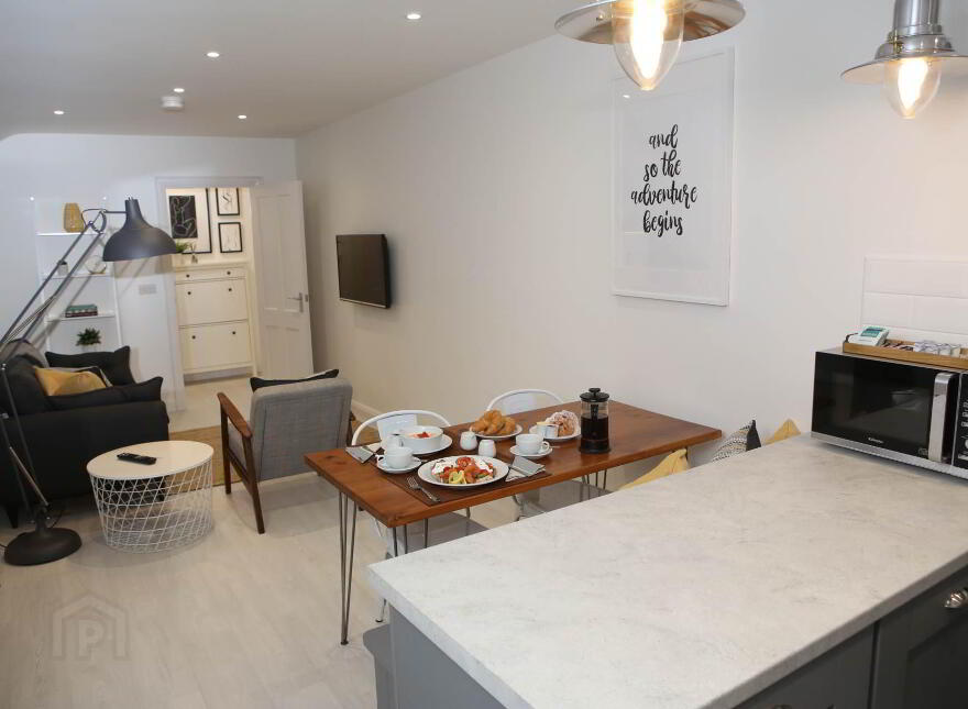 Apartment 1 - 11 East Bridge St, Enniskillen, BT74 7BW