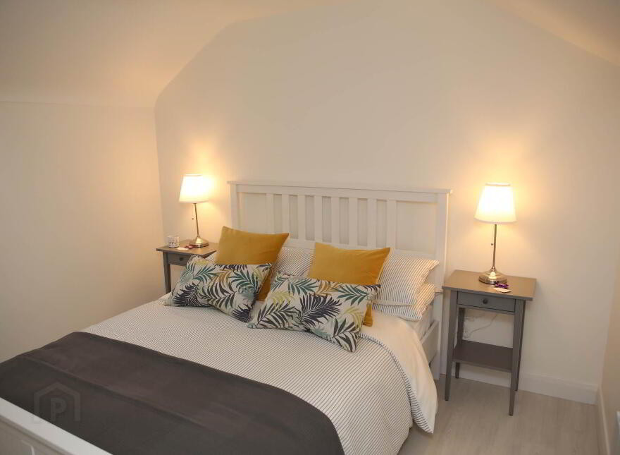 Apartment 1 - 11 East Bridge St, Enniskillen, BT74 7BW