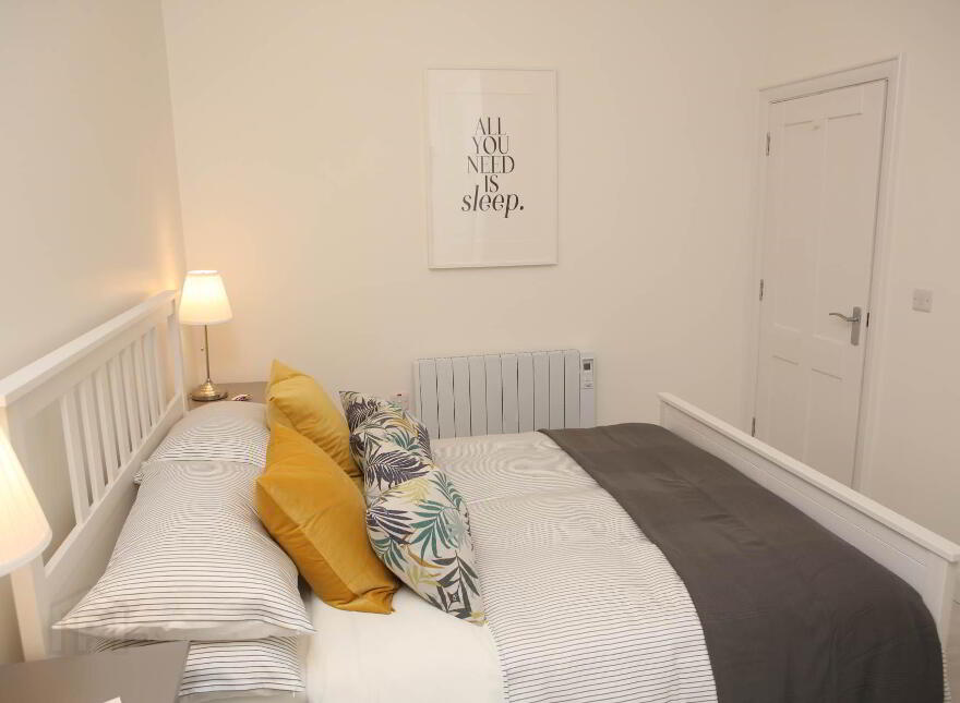Apartment 2 - 11 East Bridge St, Enniskillen, BT74 7BW