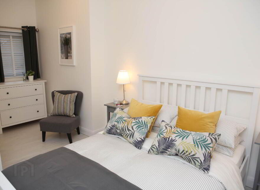 Apartment 2 - 11 East Bridge St, Enniskillen, BT74 7BW