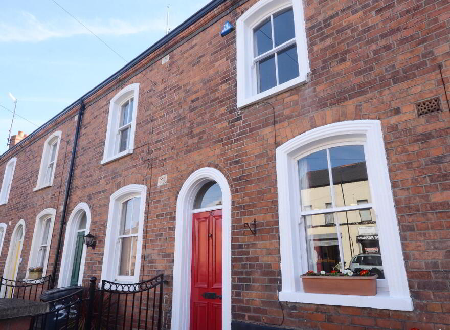 38 Sunnyside Street, Belfast, BT7 3EX