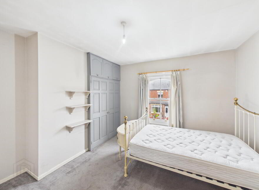 38 Sunnyside Street, Belfast, BT7 3EX