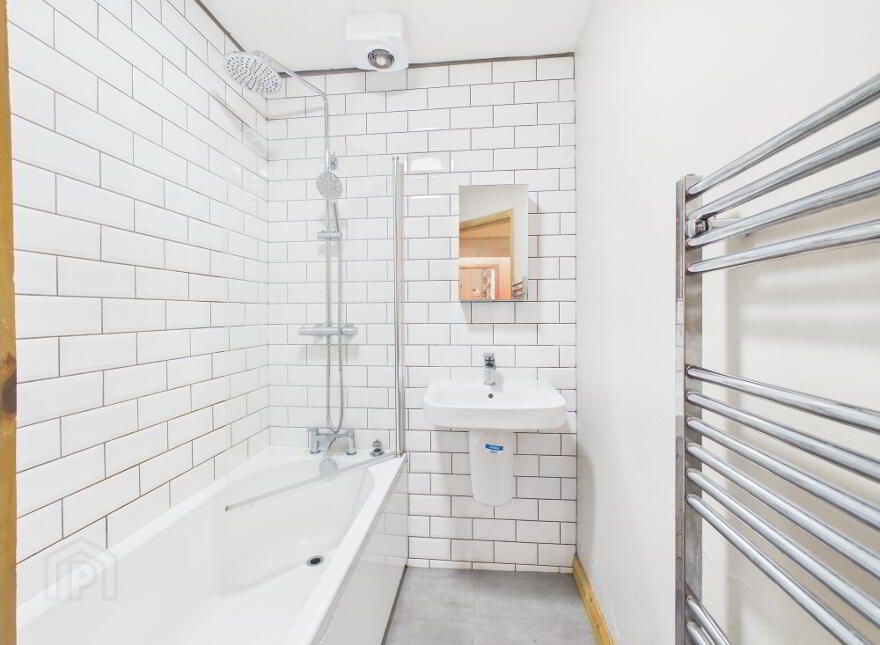 38 Sunnyside Street, Belfast, BT7 3EX