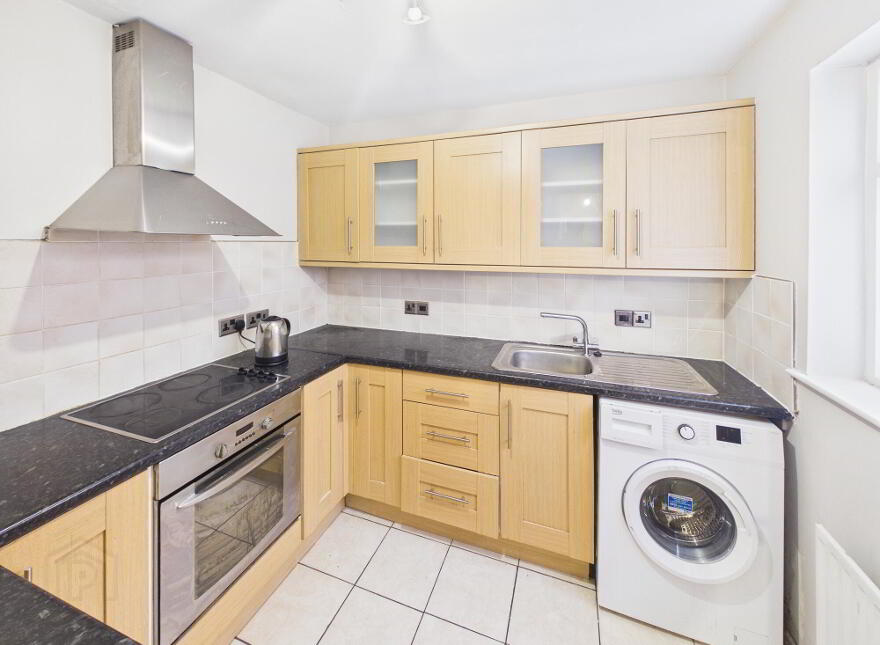 38 Sunnyside Street, Belfast, BT7 3EX