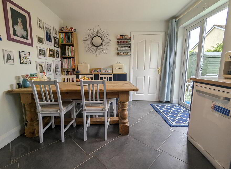 40 Castleglen Park, Dundrum, Newcastle, BT33 0WL