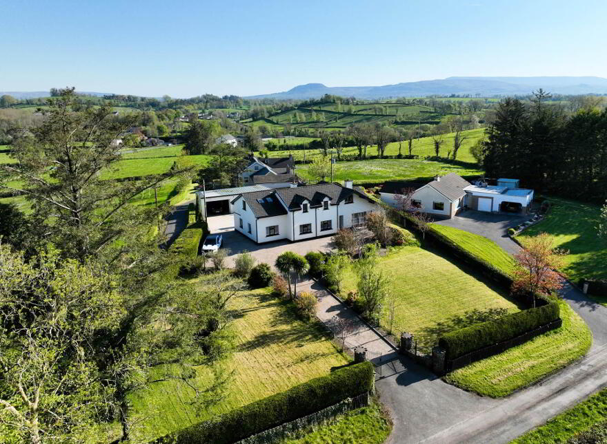 75 Oakfield Road, Enniskillen, BT92 2GN