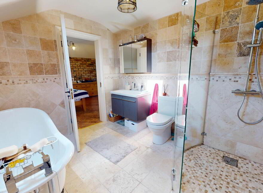 75 Oakfield Road, Enniskillen, BT92 2GN
