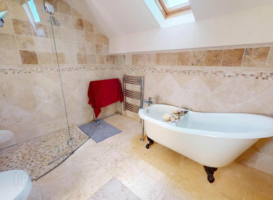 75 Oakfield Road, Enniskillen, BT92 2GN