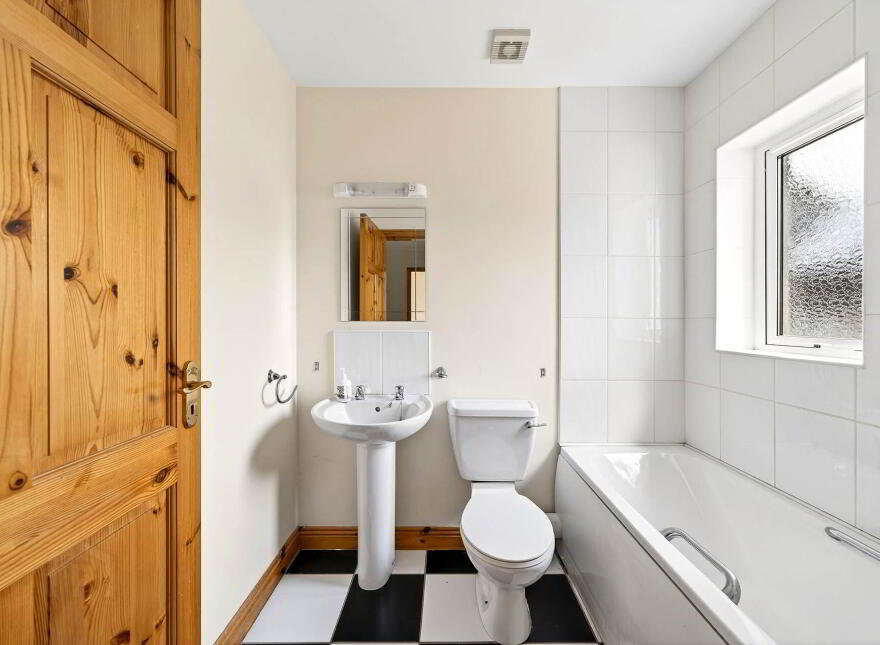 5 Cill Ó Séighin, Kilmaine Road, Ballinrobe, F31CH70