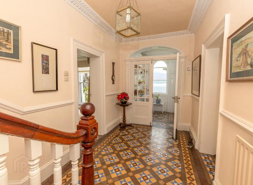 37 Seaview, Warrenpoint, Newry, BT34 3NJ