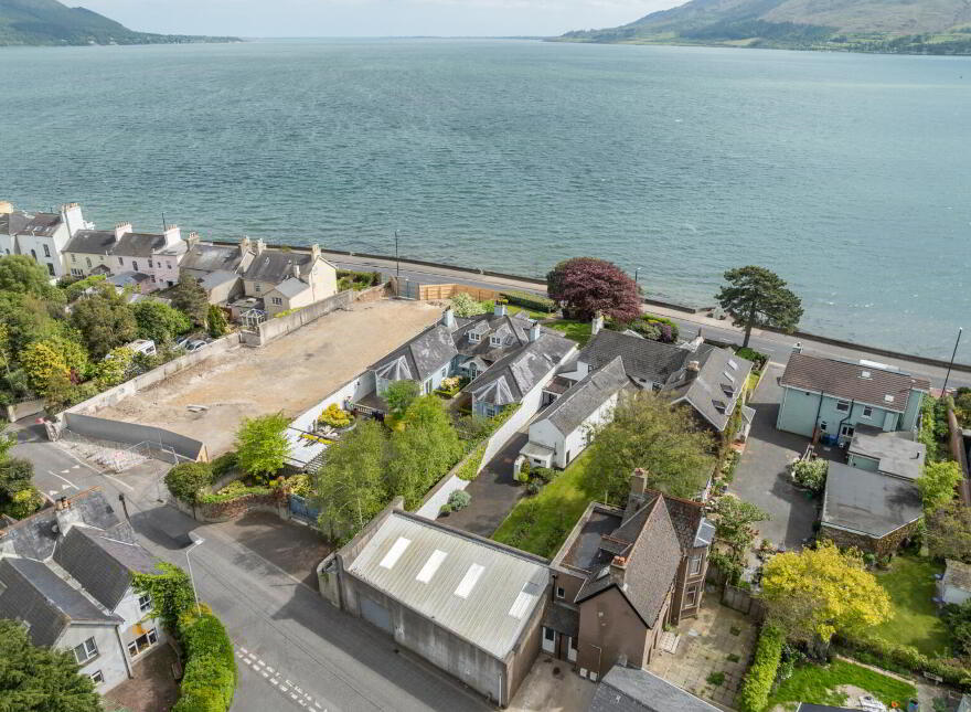 37 Seaview, Warrenpoint, Newry, BT34 3NJ