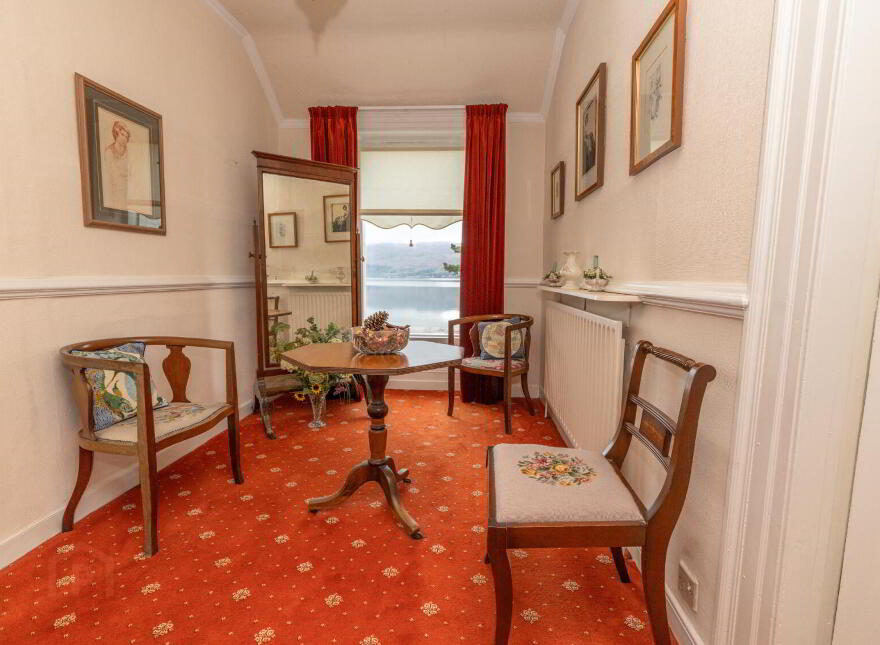 37 Seaview, Warrenpoint, Newry, BT34 3NJ