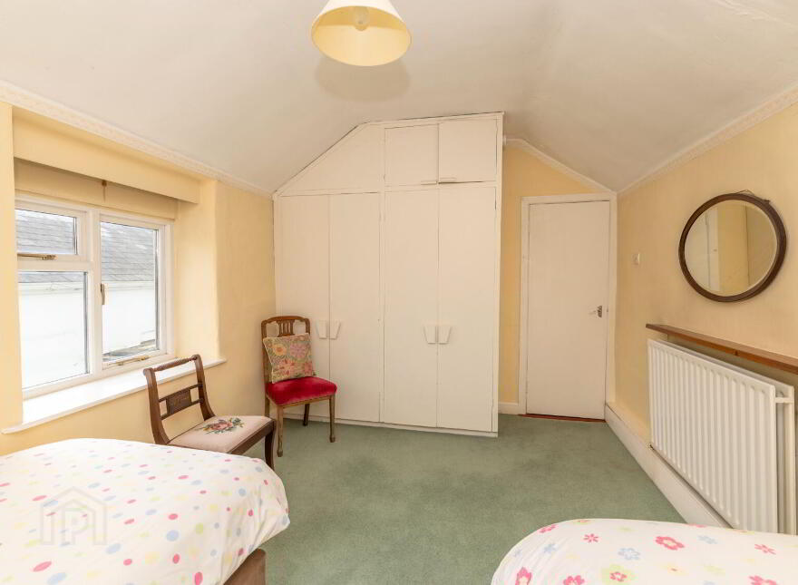 37 Seaview, Warrenpoint, Newry, BT34 3NJ