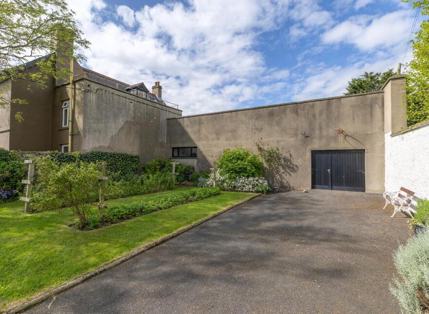 37 Seaview, Warrenpoint, Newry, BT34 3NJ
