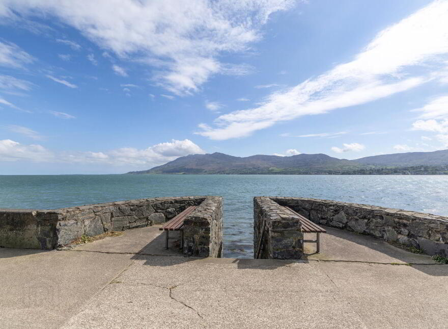 37 Seaview, Warrenpoint, Newry, BT34 3NJ