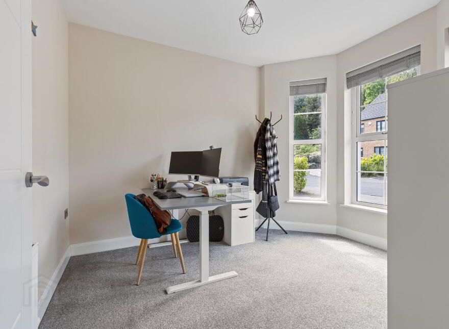 21 Scrabo Heights, Newtownards, BT23 4AG