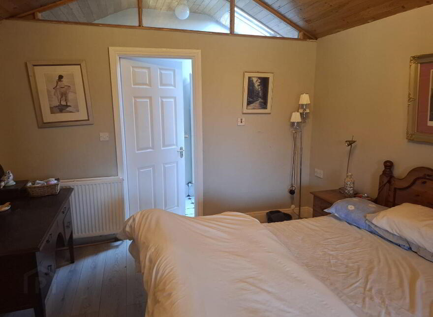 Calla, Roundstone, Ballyconneely, H91EA4C