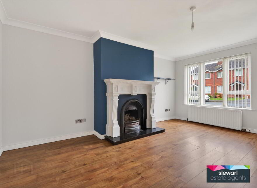 12 Arindale, Maghaberry, Lisburn, BT67 0SY