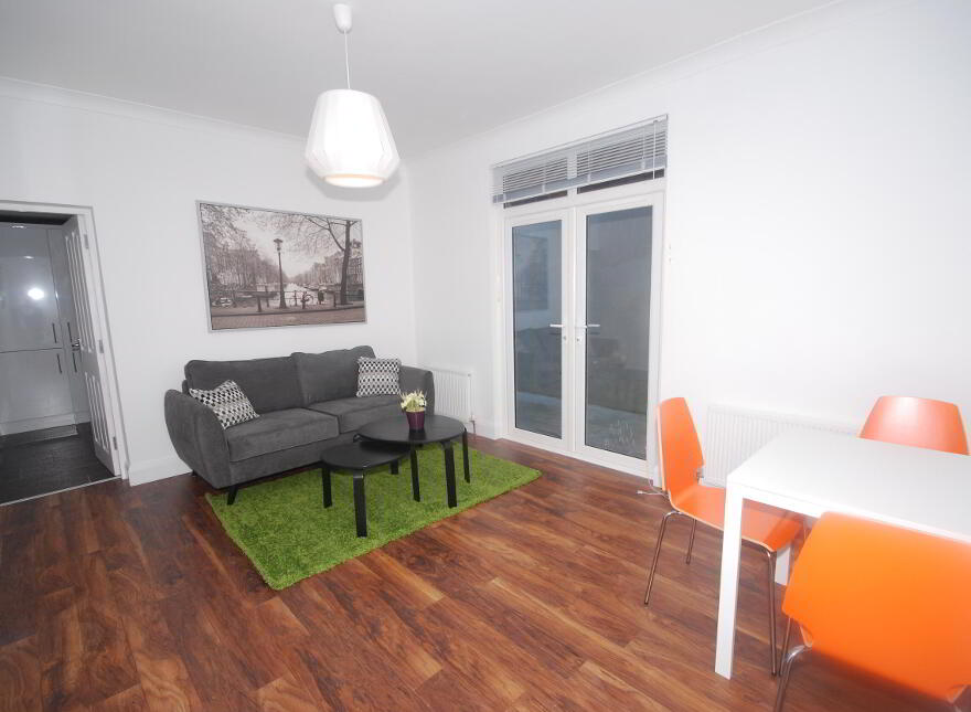 45 Ulsterville Avenue, Lisburn Road, Belfast, BT9 7AT