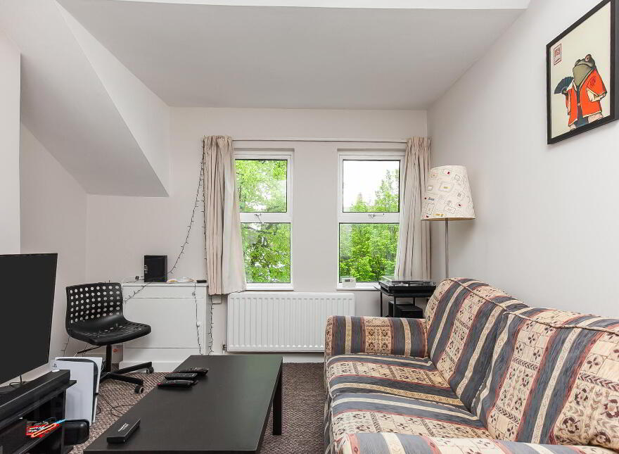 45 Ulsterville Avenue, Lisburn Road, Belfast, BT9 7AT