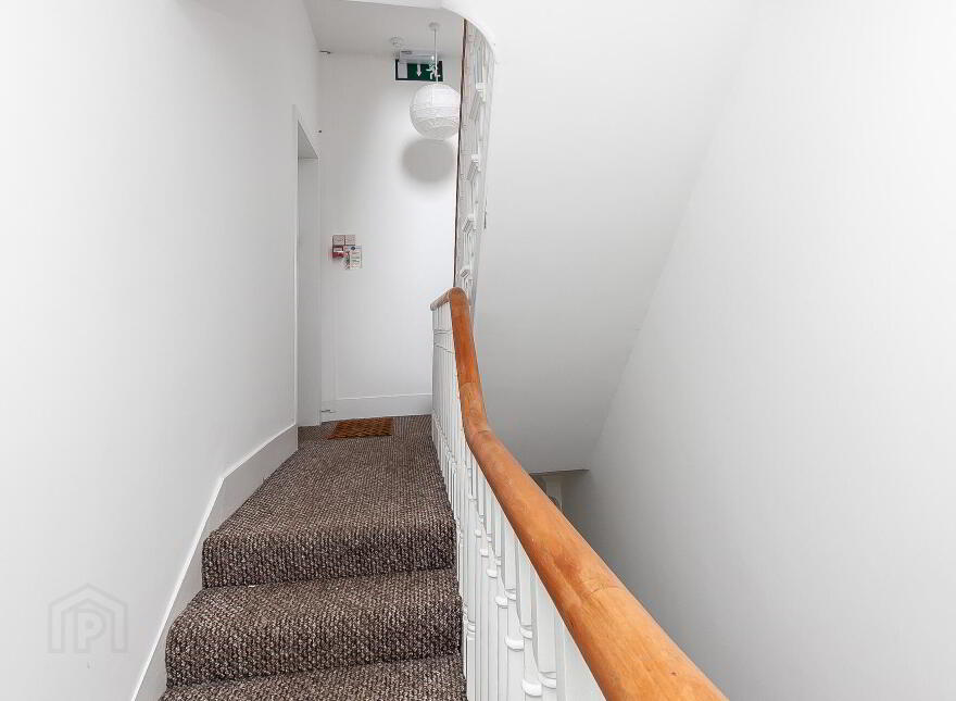 45 Ulsterville Avenue, Lisburn Road, Belfast, BT9 7AT