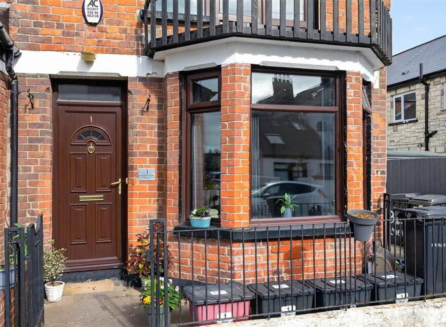 1 Laganvale Street, Stranmillis, Belfast, BT9 5FR