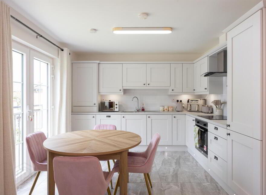 Apt 4 Ebrington Hall, 149E Upper Newtownards Road, Belfast, BT4 3HX