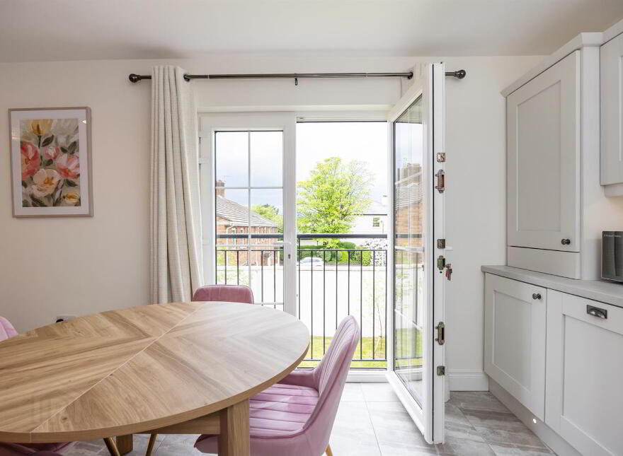 Apt 4 Ebrington Hall, 149E Upper Newtownards Road, Belfast, BT4 3HX